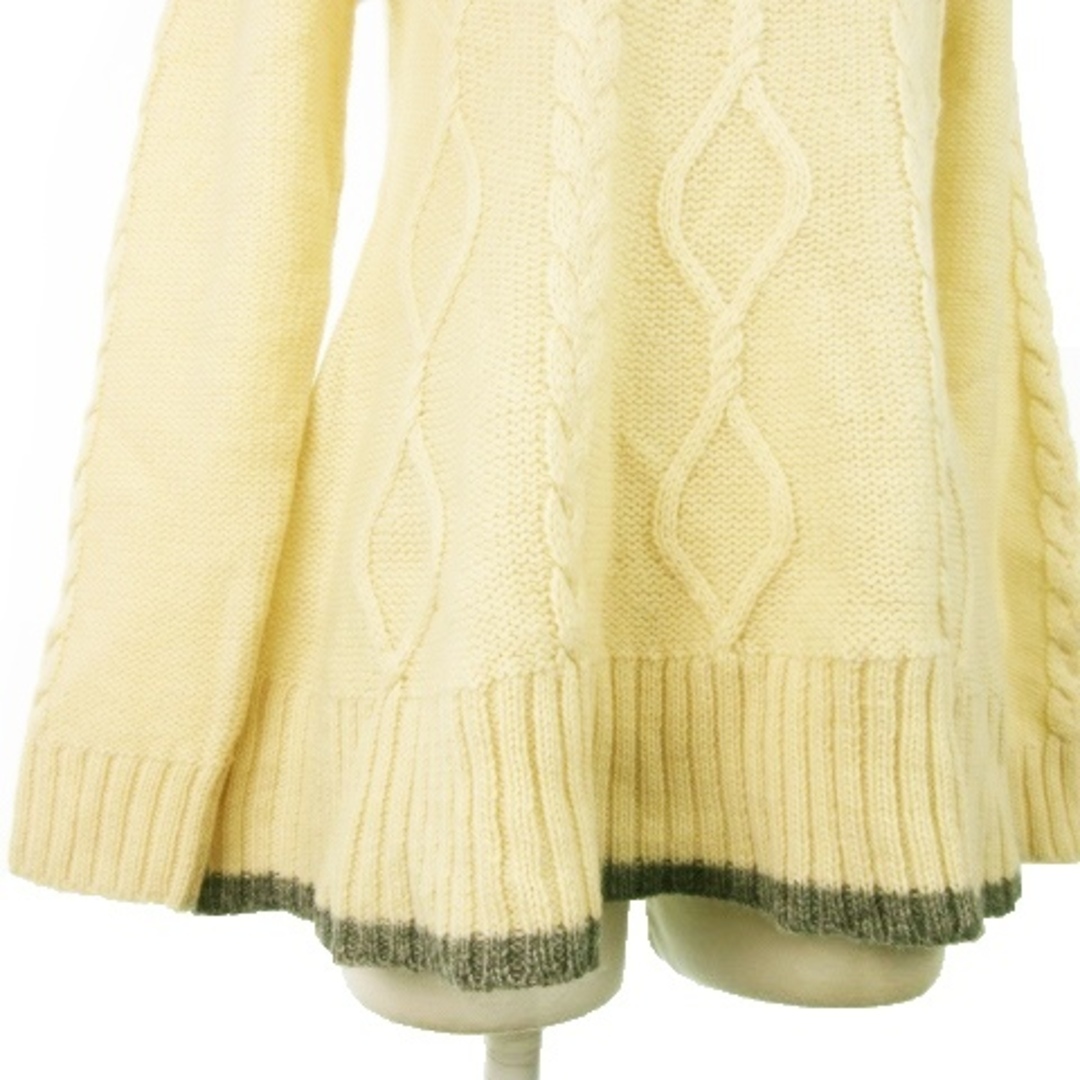 grove(グローブ)のグローブ ニット セーター 長袖 ウール混 裾フレア ワンポイント M ベージュ レディースのトップス(ニット/セーター)の商品写真