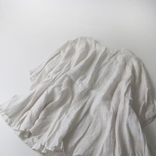 ネストローブ(nest Robe)の2022SS ネストローブ nest Robe 01222-1059 リネンサークルフレアブラウス F/ホワイト シャツ ノーカラー ワイド【2400013559690】(シャツ/ブラウス(長袖/七分))