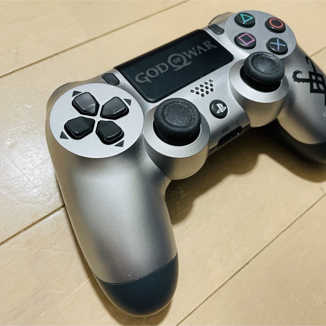 PS4 Pro】ゴッド・オブ・ウォー リミテッドエディション PS4 Pro】ゴッド・オブ・ウォー リミテッドエディション