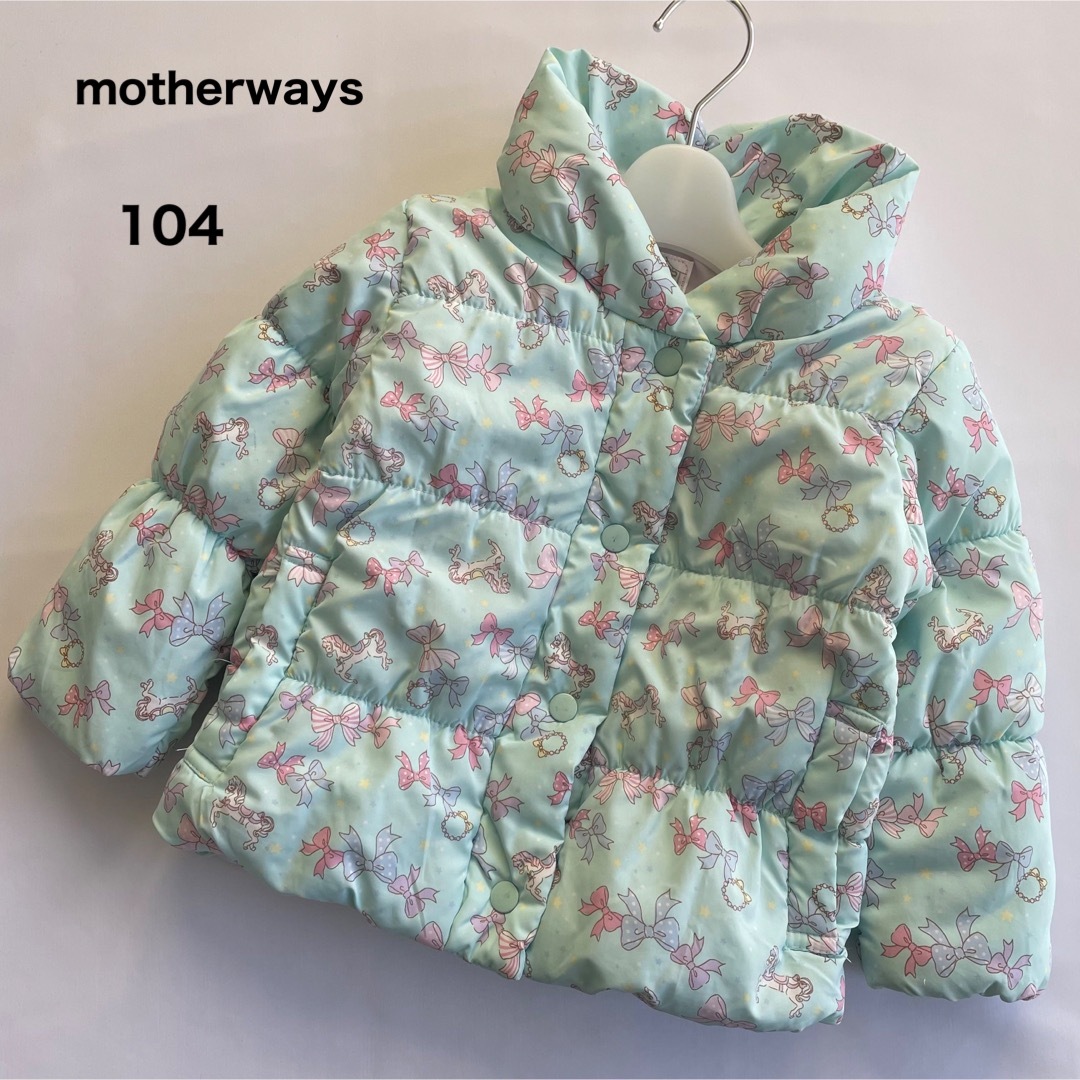 motherways(マザウェイズ)のマザウェイズ リボン 総柄 中綿 ジップアップ ジャンパー 104 キッズ/ベビー/マタニティのキッズ服女の子用(90cm~)(ジャケット/上着)の商品写真