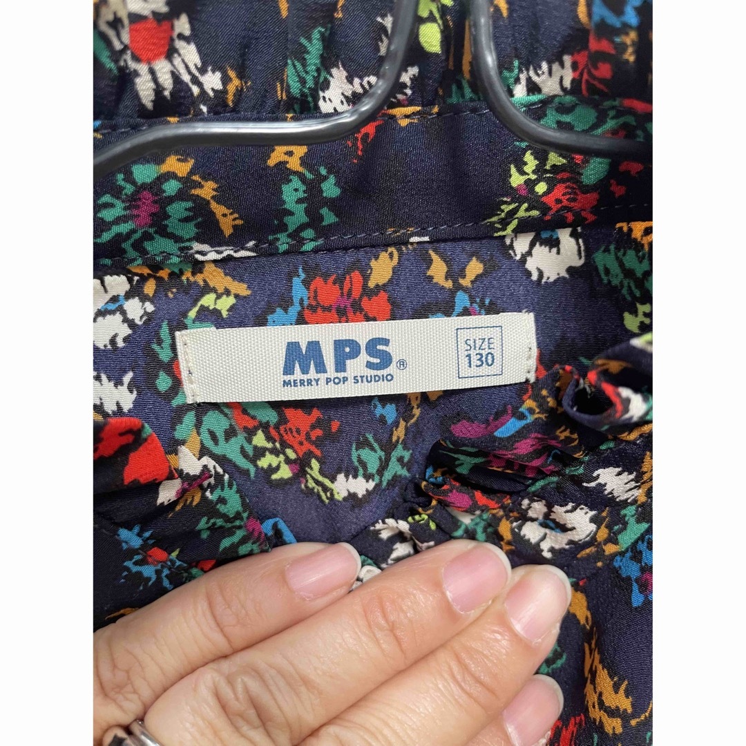 MPS(エムピーエス)のライトオン　ワンピース　ガウン　130 キッズ/ベビー/マタニティのキッズ服女の子用(90cm~)(ワンピース)の商品写真