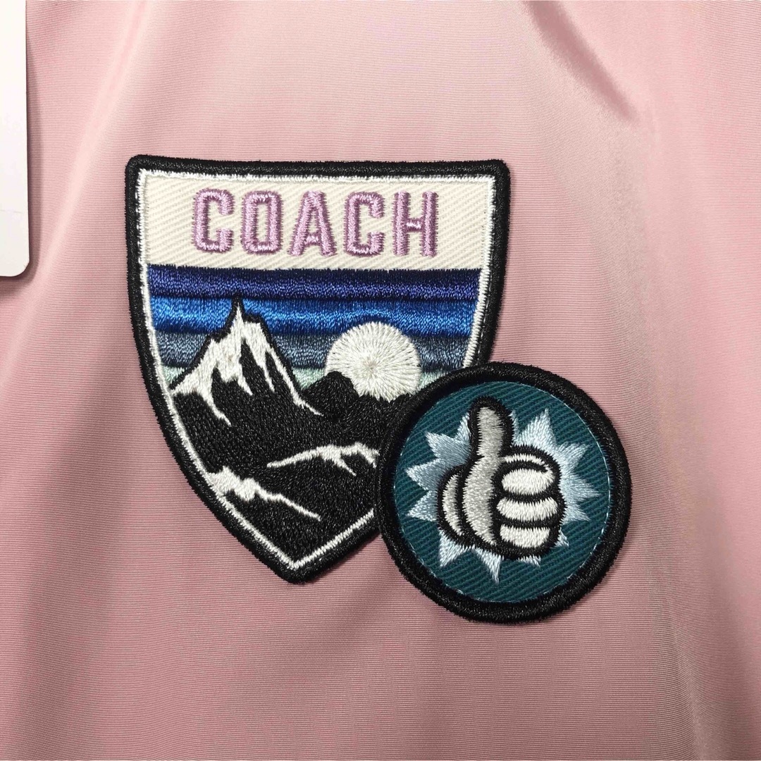 COACH(コーチ)の【新品】COACH ミッキー レディース スポーツ ジャケット ピンク L レディースのジャケット/アウター(ブルゾン)の商品写真