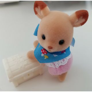 シルバニアファミリー(シルバニアファミリー)の美品！シルバニア！シルバニアファミリー！シカの赤ちゃん！ファミマ(その他)