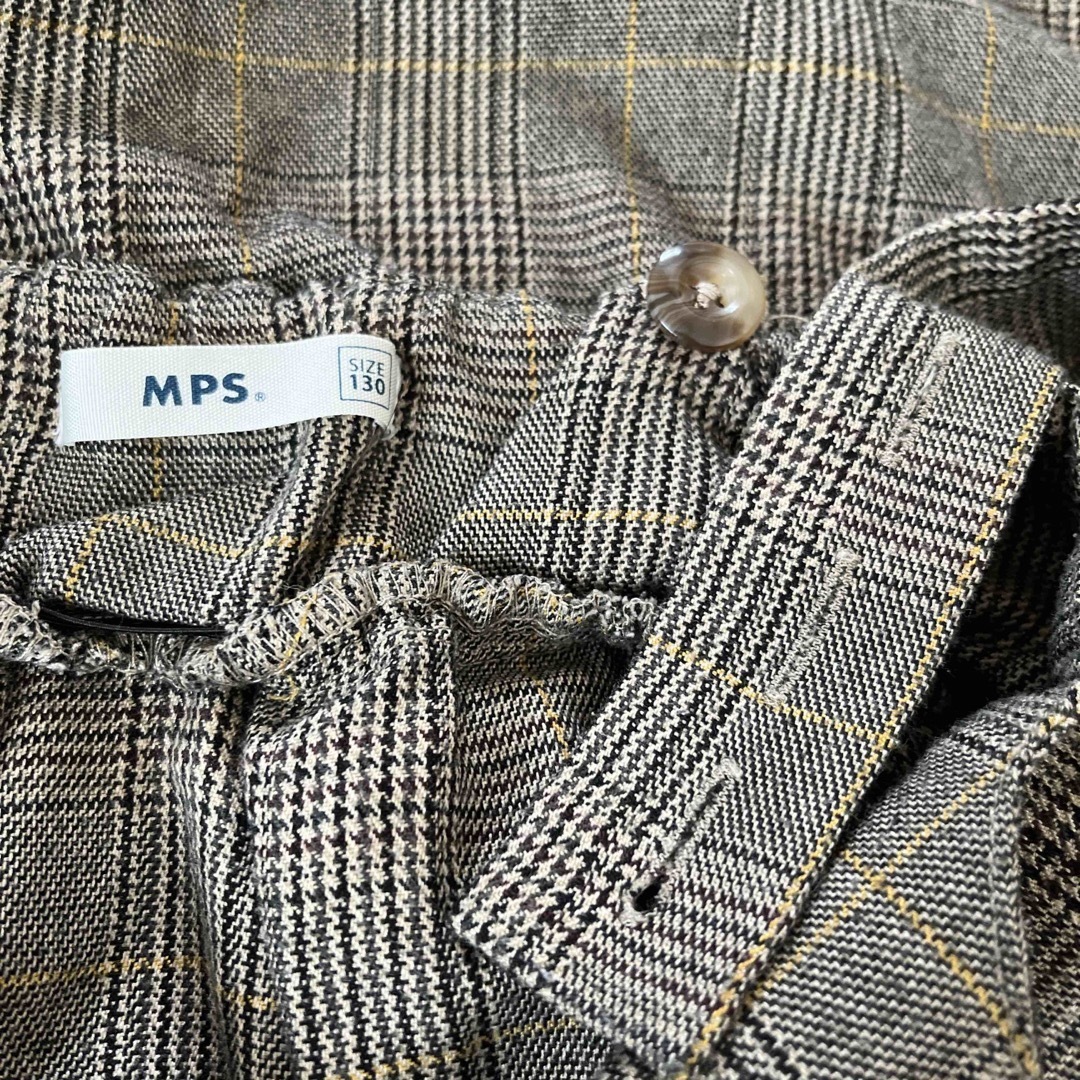 MPS(エムピーエス)の130 MPS ジャンパースカート キッズ/ベビー/マタニティのキッズ服女の子用(90cm~)(スカート)の商品写真