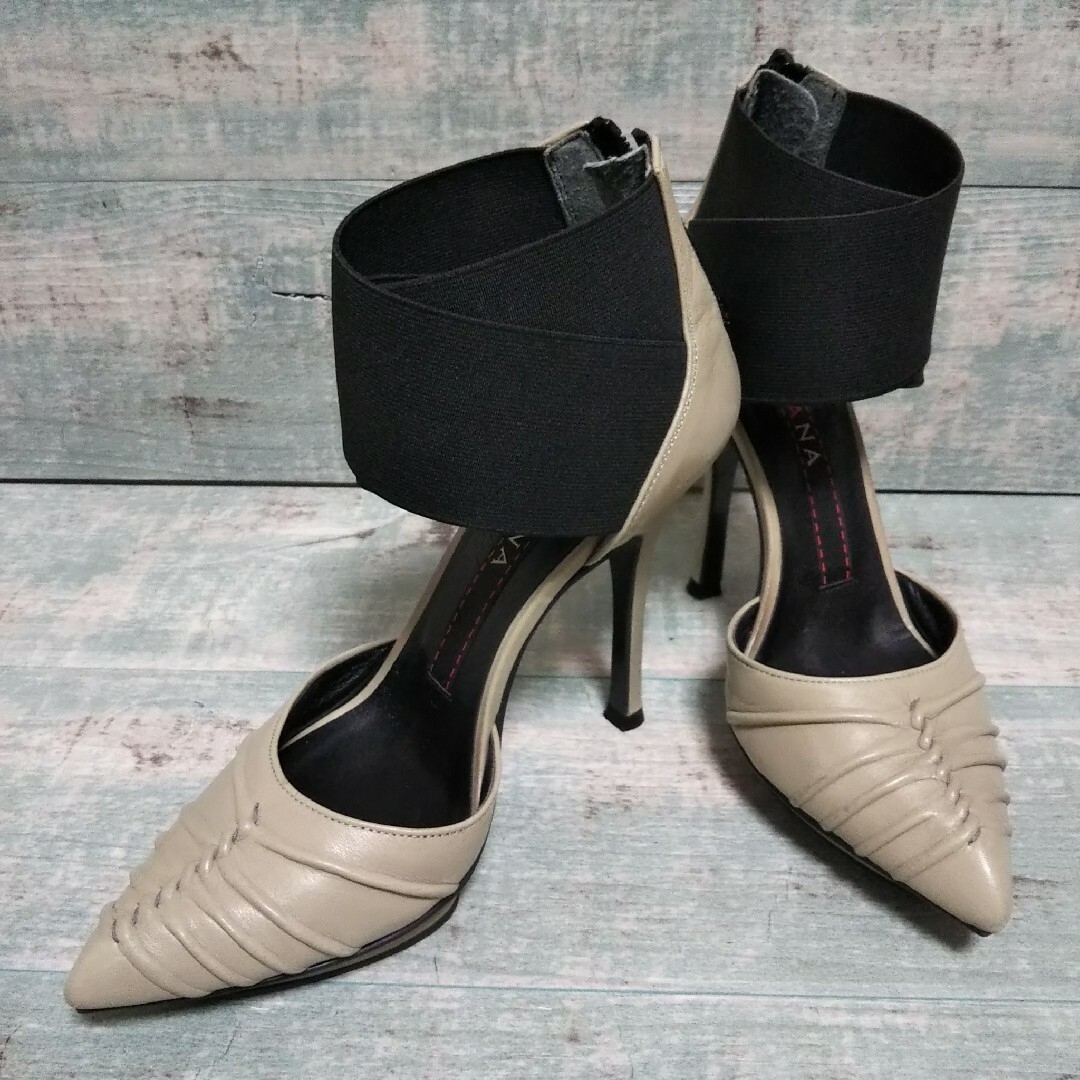 DIANA(ダイアナ)の美品   DIANA   アンクルストラップ   23 レディースの靴/シューズ(ハイヒール/パンプス)の商品写真