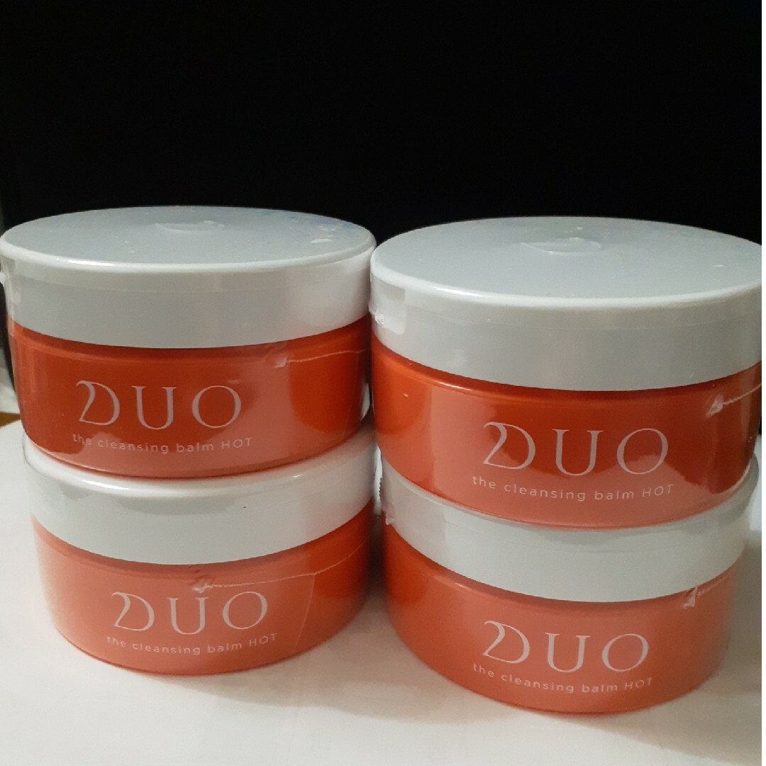 DUO(デュオ)の【新品×4】DUO ザ クレンジングバーム　ホットa 90g×4個セット コスメ/美容のスキンケア/基礎化粧品(クレンジング/メイク落とし)の商品写真