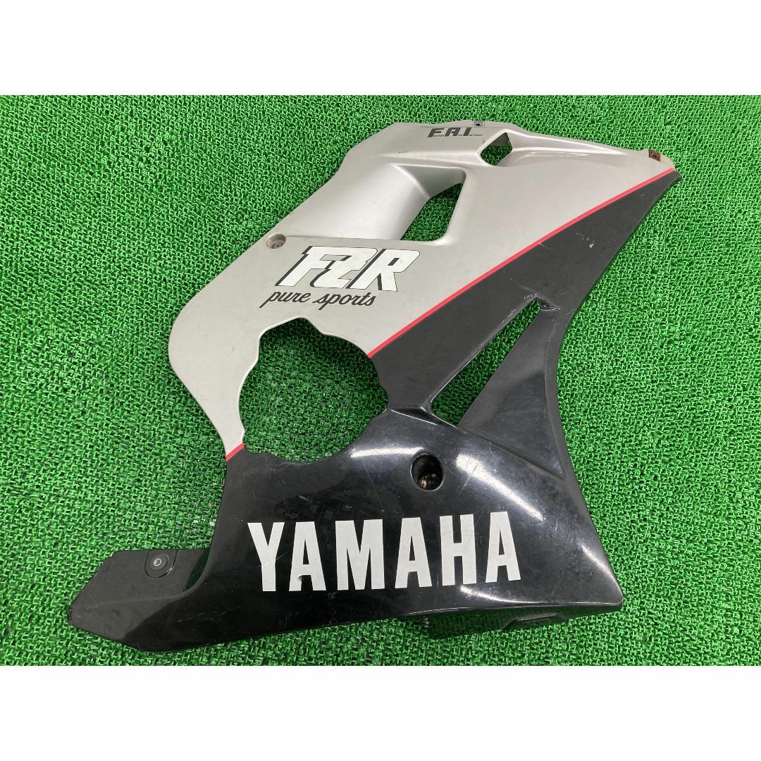 FZR250 サイドカウル 右 黒 ヤマハ 純正 中古 バイク 部品 2KR アンダーカウル ペイント素材に 割れ欠け無し 品薄 希少品 車検  Genuine:22216202 | フリマアプリ ラクマ