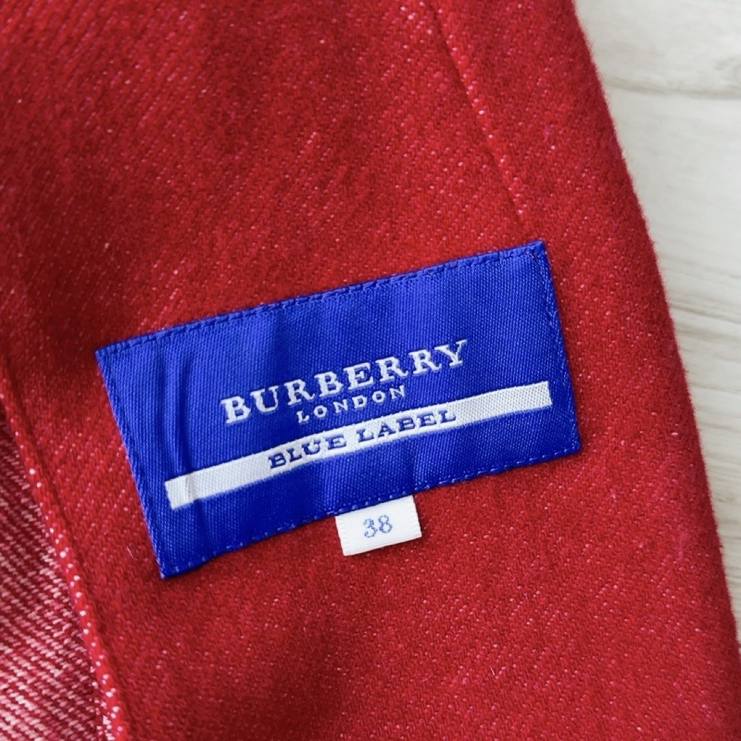 BURBERRY BLUE LABEL(バーバリーブルーレーベル)のバーバリーブルーレーベル　ジャケット レディースのジャケット/アウター(テーラードジャケット)の商品写真