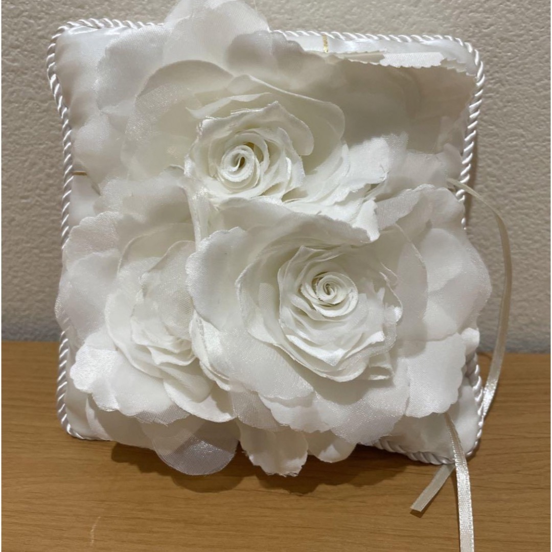 4℃(ヨンドシー)の4℃ リングピロー 結婚式 ほぼ未使用 美品 ハンドメイドのウェディング(リングピロー)の商品写真