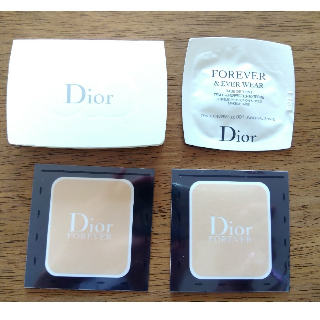 Dior(ディオール)のファンデーション　Dior　試供品 コスメ/美容のベースメイク/化粧品(ファンデーション)の商品写真