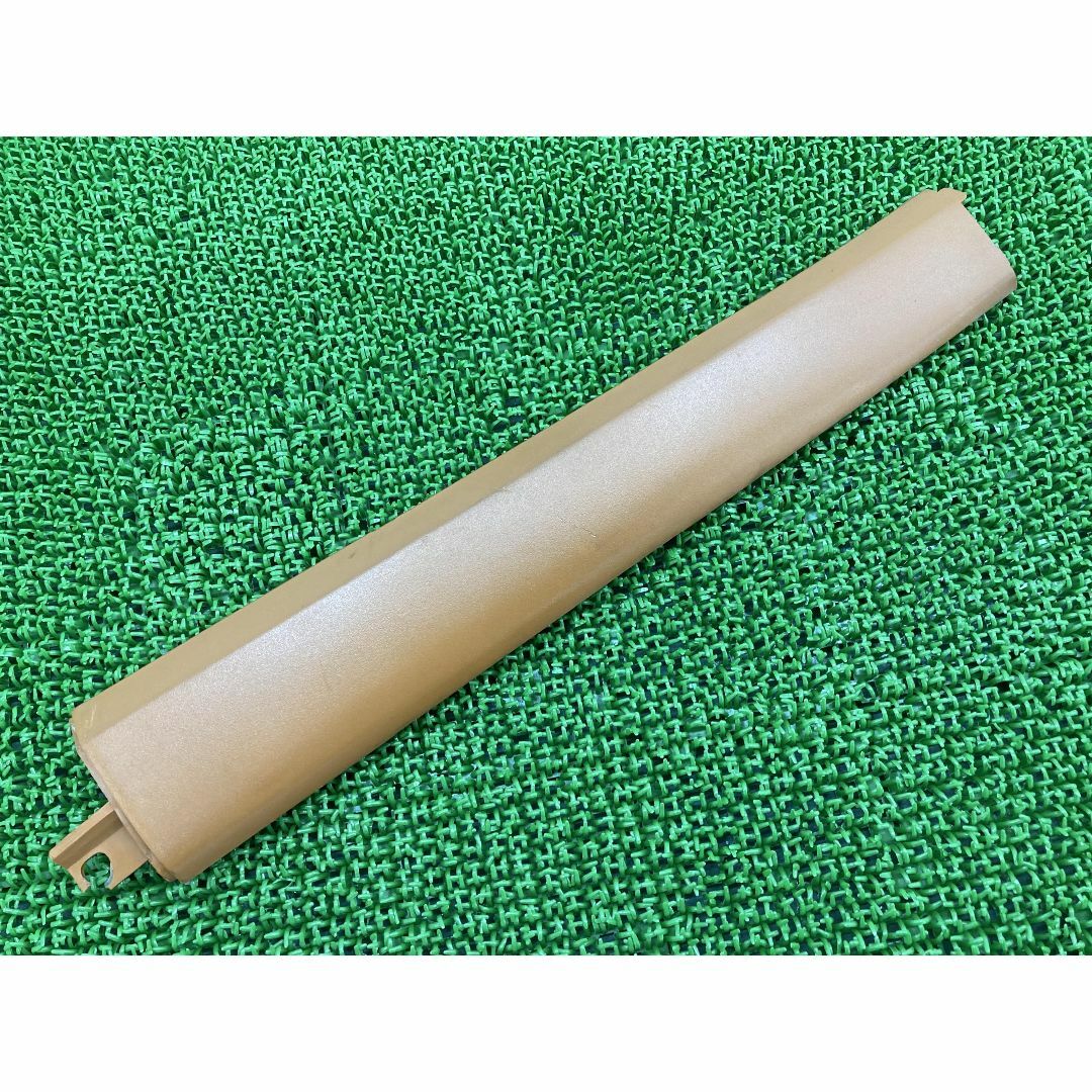 フュージョン ロアカウル 右 KS4 ホンダ 純正 中古 バイク 部品 MF02 修復素材やペイント素材に 希少品 品薄 アンダーカウル 車検 Genuine:22212584 | フリマアプリ ラクマ