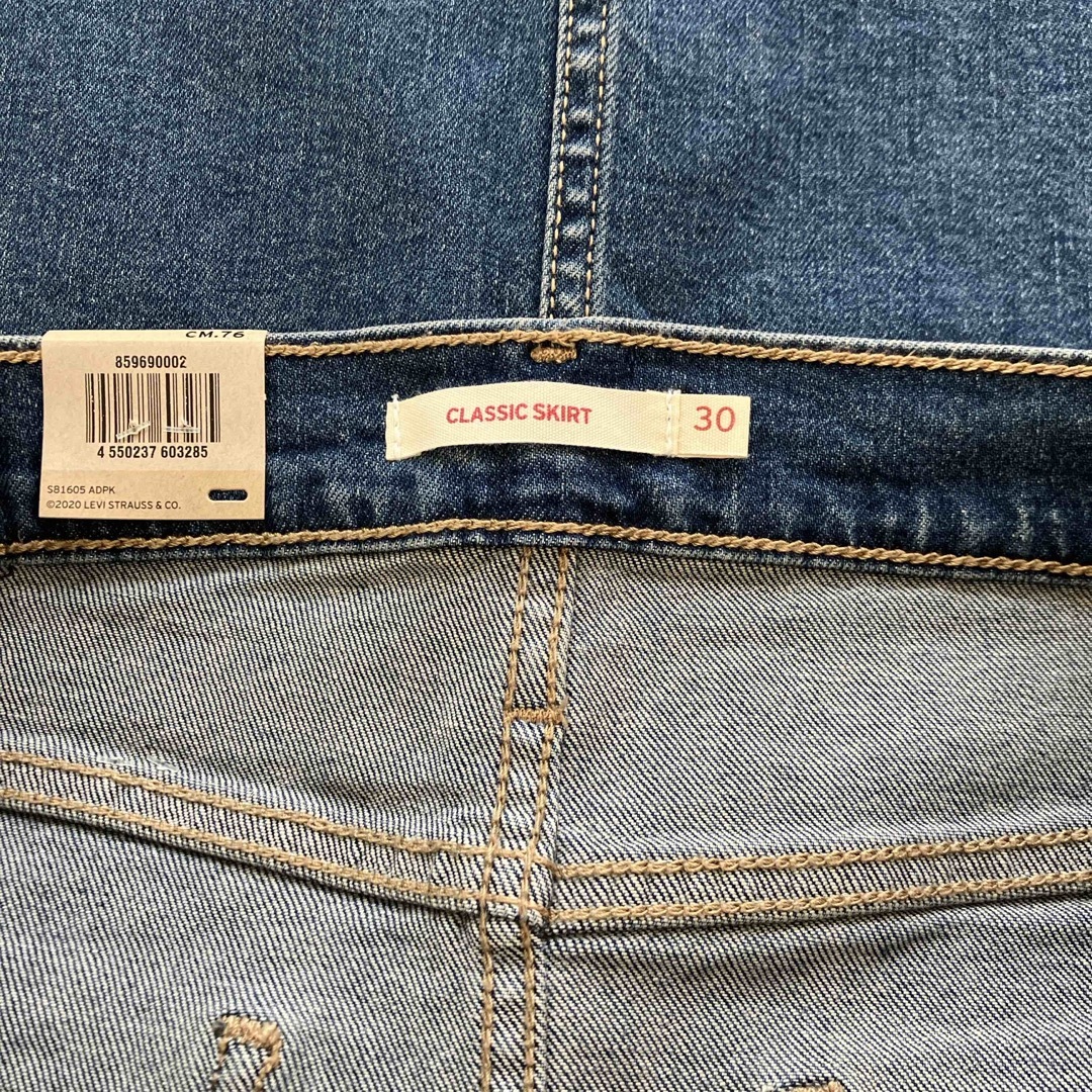 Levi's(リーバイス)の専用 レディースのスカート(ひざ丈スカート)の商品写真