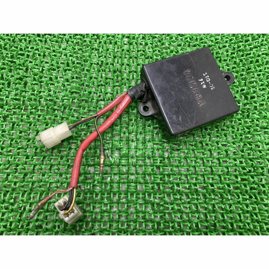 SDR200 YPVSコントロールユニット 1TG-01 ヤマハ 純正  バイク 部品 2TV 割れ欠け無し 機能的問題なし そのまま使える 車検 Genuine:22205074