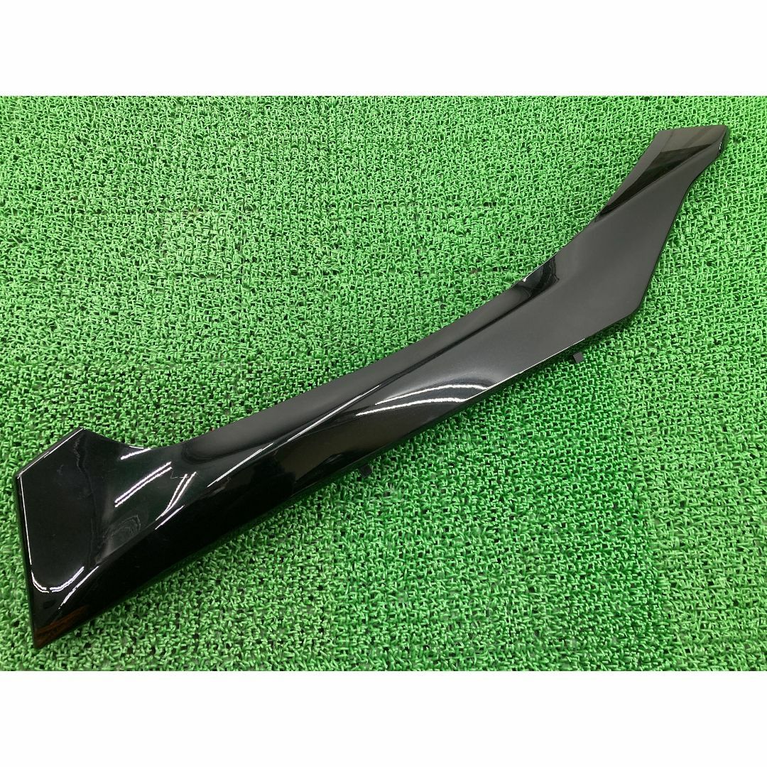 マジェスティS ロアカウル 右 黒M 1DK 在庫有 即納 ヤマハ 純正 新品 バイク 部品 未使用品 SG28J 修復素材に ノーマル戻しに そのまま使える 車検 Genuine:22204128