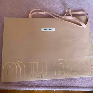 ミュウミュウ(miumiu)のmiumiu 紙袋　ショップバッグ　ショッピングバッグ(ショップ袋)