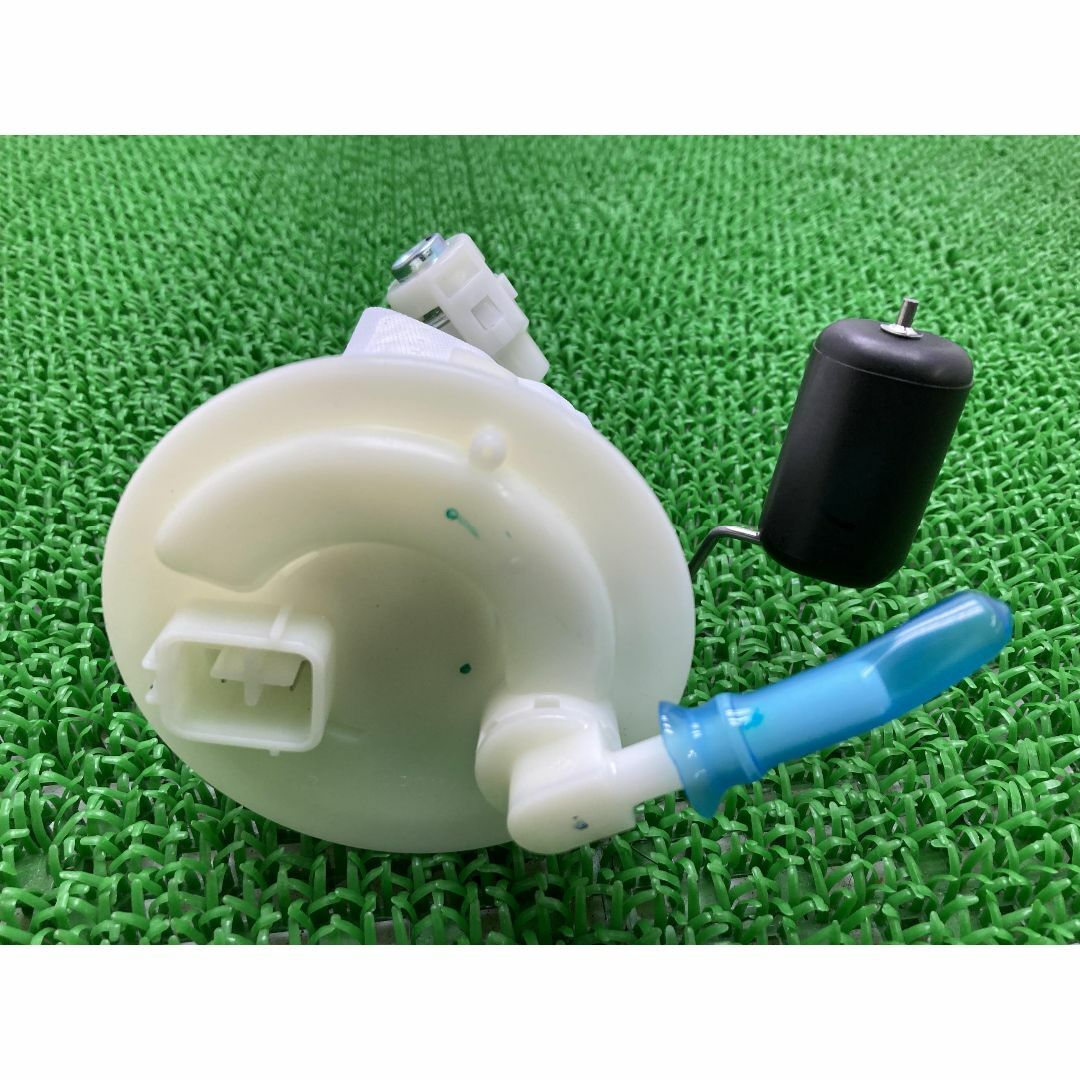 ジョグ フューエルポンプ 3P3 ヤマハ 純正 バイク 部品 割れ欠け無し 修復素材に そのまま使える 車検 Genuine:22201716