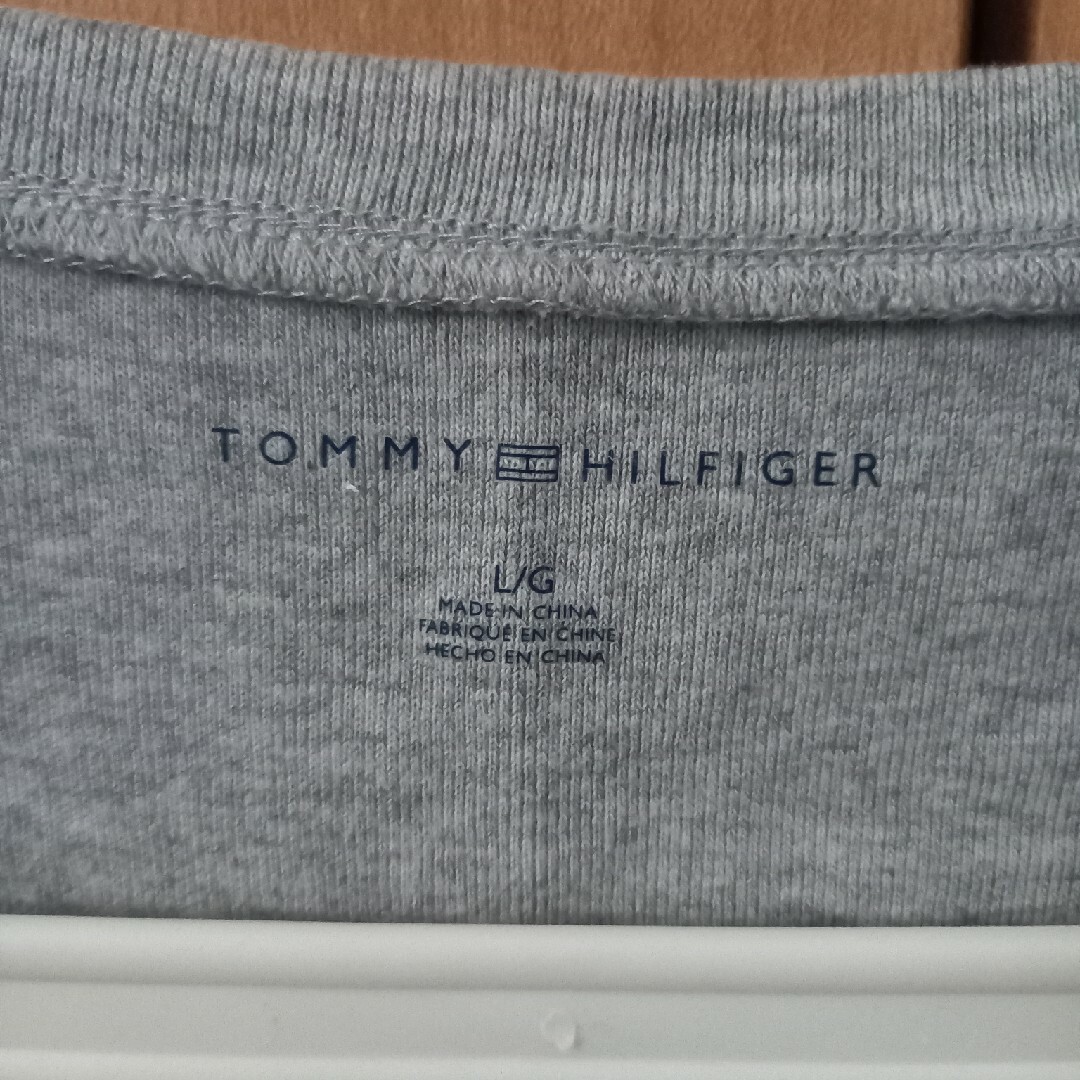 TOMMY HILFIGER(トミーヒルフィガー)のTOMMY HILFIGER　レディース半袖 レディースのトップス(Tシャツ(半袖/袖なし))の商品写真