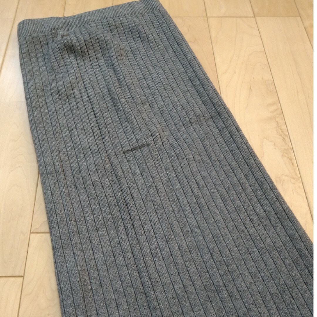 dholic(ディーホリック)のDHOLIC　ニットスカート　グレー レディースのスカート(ロングスカート)の商品写真