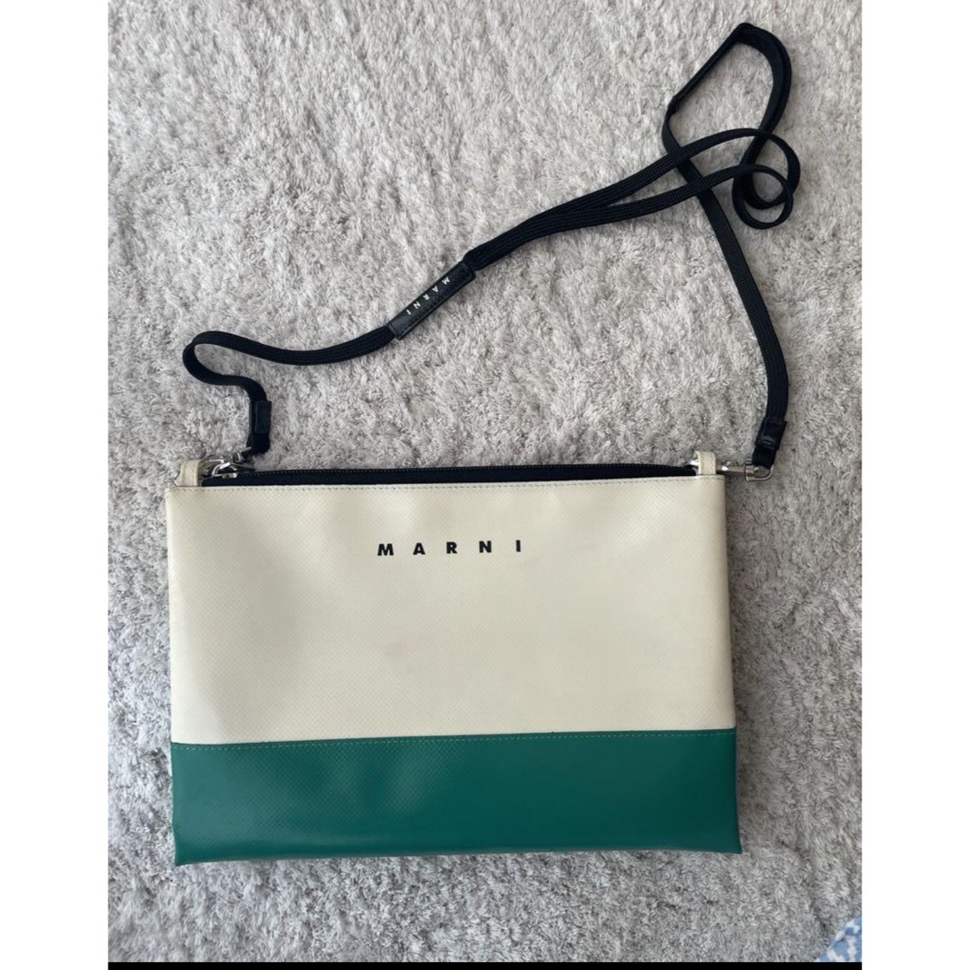 【美品】MARNI ショルダーバッグトライベッカ PVC