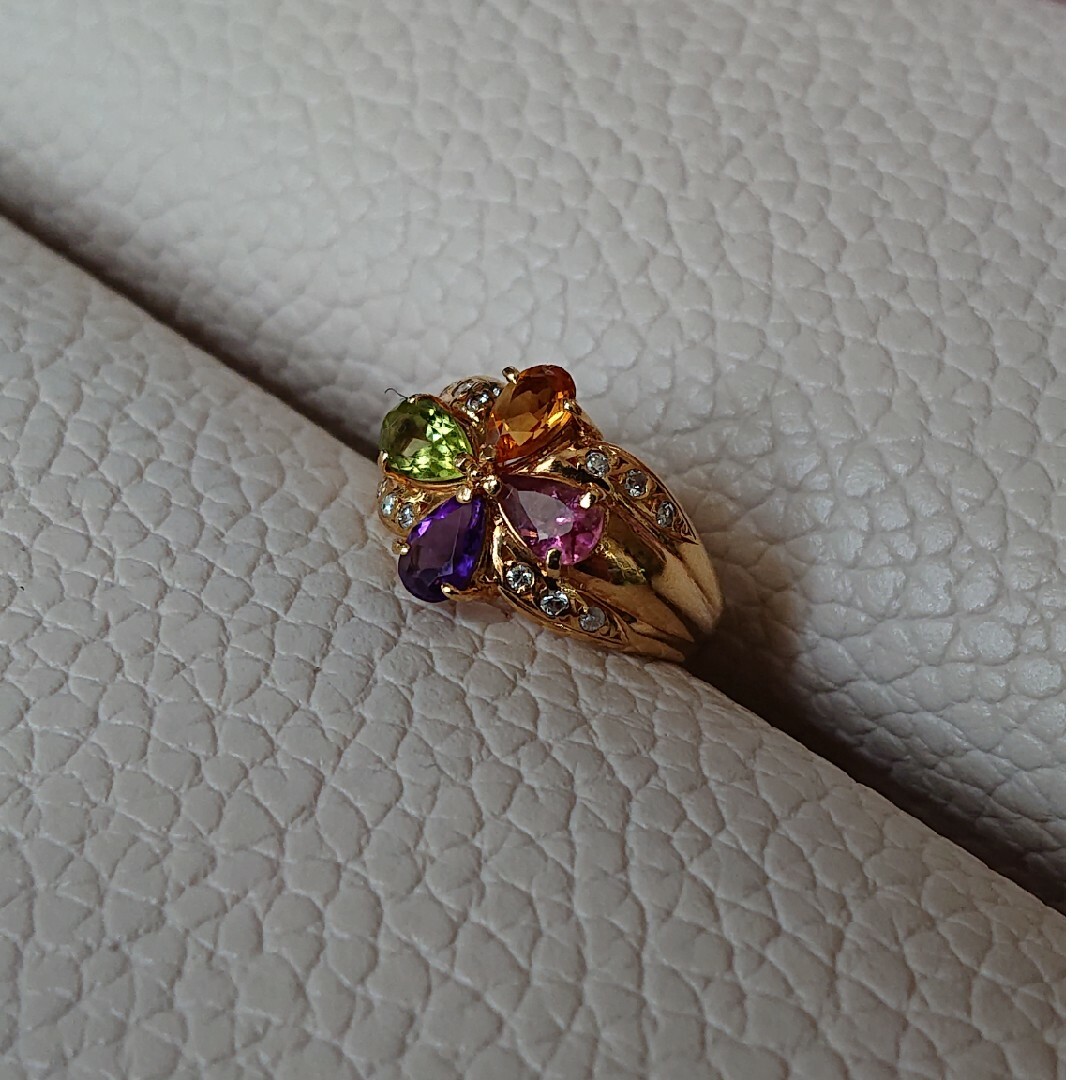 K18  お花リング🏵️   ダイヤモンド マルチカラー レディースのアクセサリー(リング(指輪))の商品写真