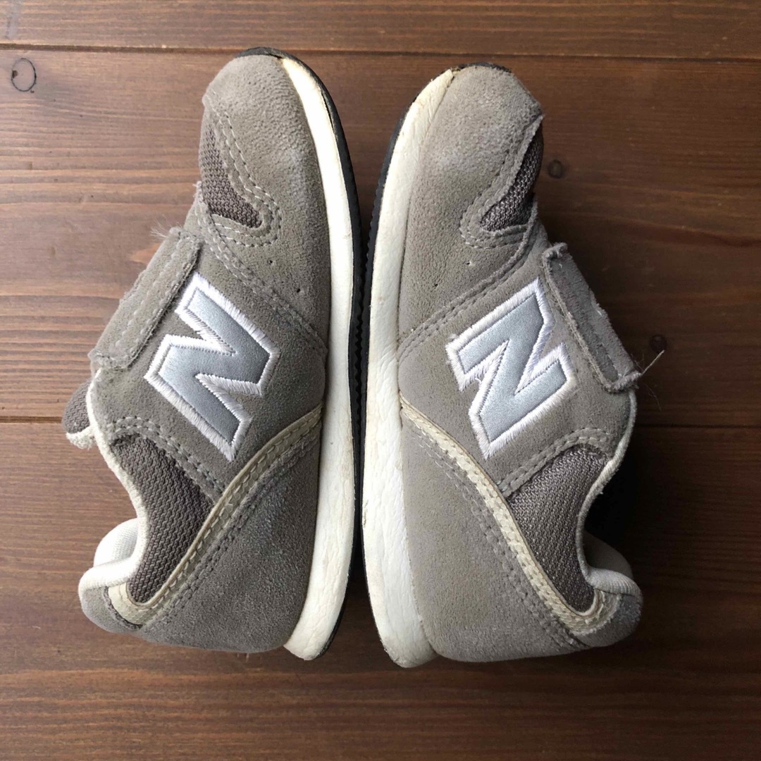 996（New Balance）(キュウキュウロク)のニューバランス 996 グレー　14.5cm キッズ/ベビー/マタニティのキッズ靴/シューズ(15cm~)(スニーカー)の商品写真