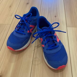 ニューバランス(New Balance)のNEW BALANCE 21.5  キッズ　スニーカー(スニーカー)