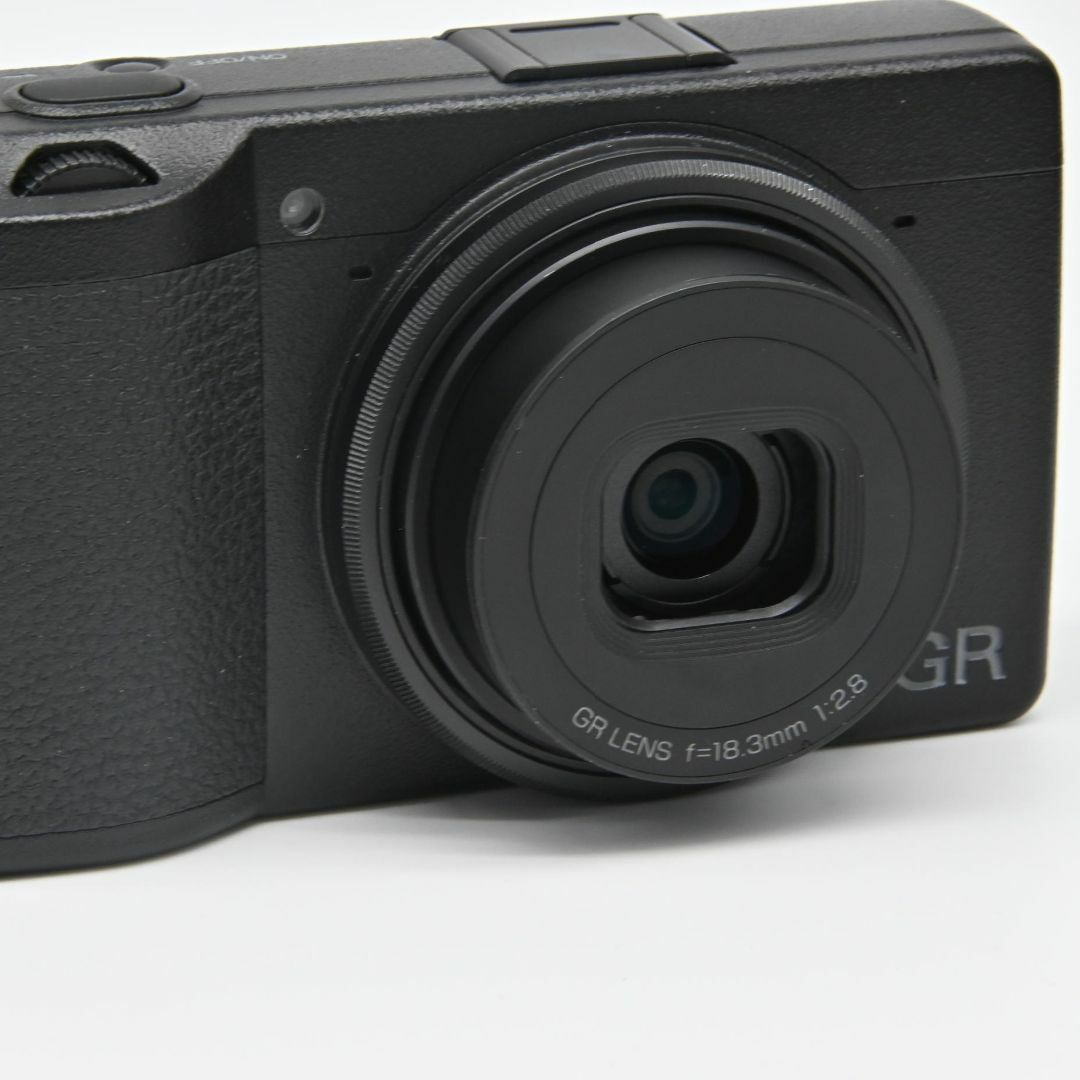 RICOH GR III スマホ/家電/カメラのカメラ(コンパクトデジタルカメラ)の商品写真