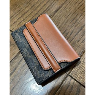 IL BISONTE - 【新品未使用】イルビゾンテ カードケース ☆ ローザ