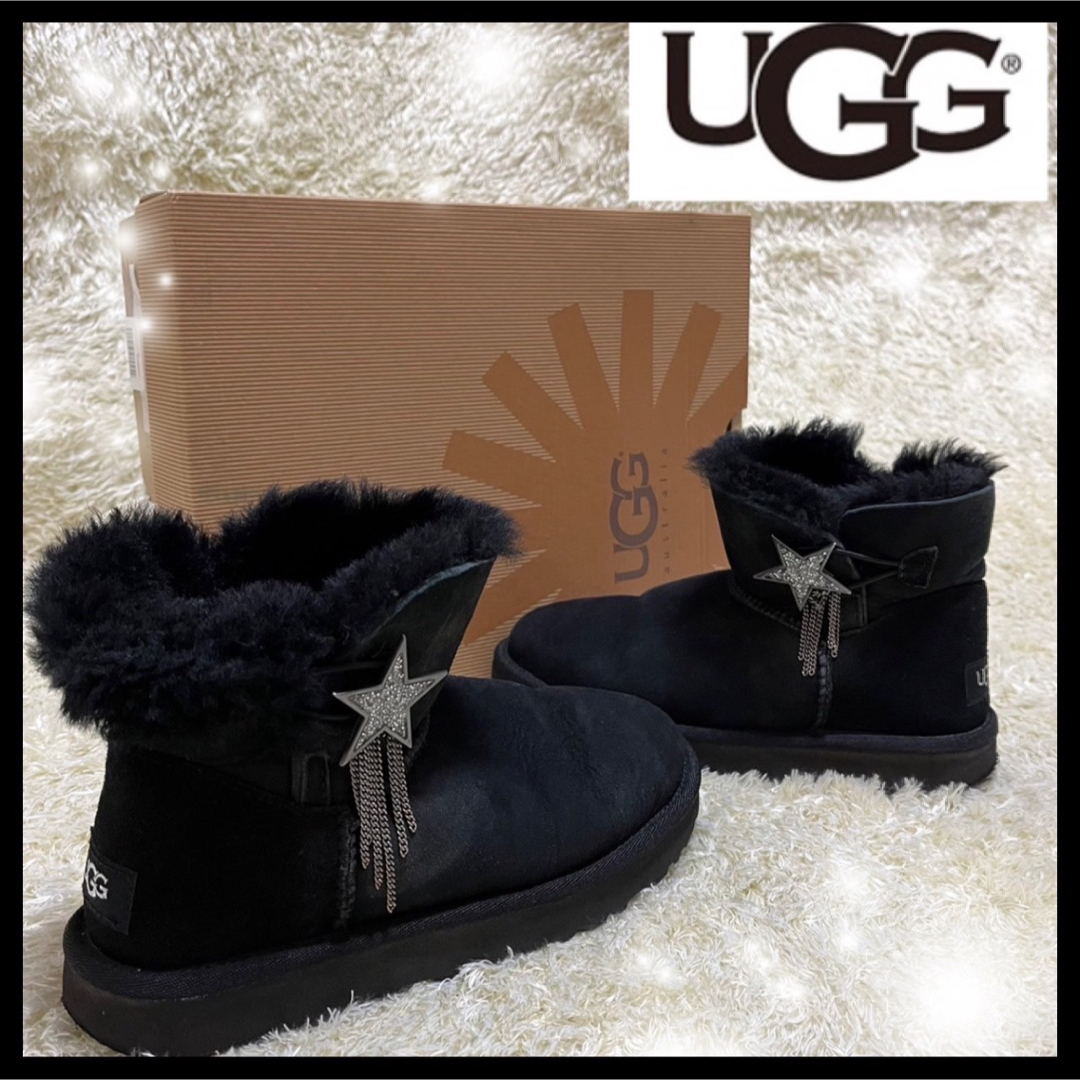 UGG(アグ)の✨美品✨UGG アグ ムートンブーツ 星チェーン スタースタッズ 黒 22.0 レディースの靴/シューズ(ブーツ)の商品写真