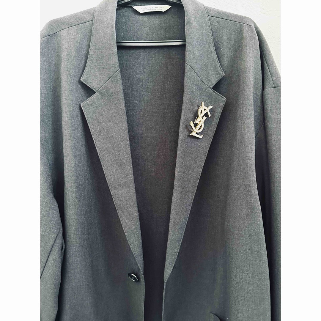 Yves Saint Laurent - サンローラン ブローチの通販 by Minami's Yves Saint Laurent - サンローラン ブローチの通販 by Minami's