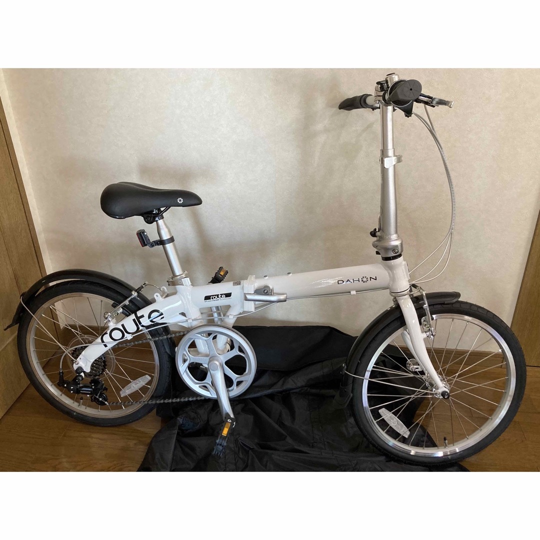 DAHON Route 折り畳み自転車20インチ 7段変速 - 折りたたみ自転車 DAHON Route 折り畳み自転車20インチ 7段変速 - 折りたたみ自転車