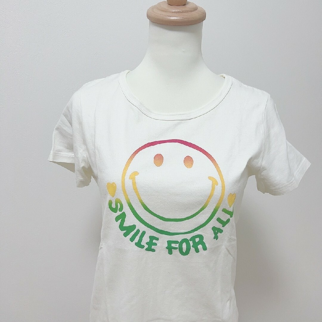 3can4on(サンカンシオン)のサンカンシオン　半袖Tシャツ　ホワイト　M　ロゴ　カジュアル　Smile　綿 レディースのトップス(Tシャツ(半袖/袖なし))の商品写真