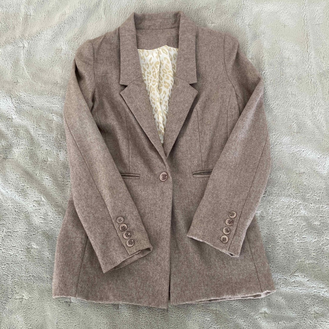 美品 ウールジャケット ベージュS レディースのジャケット/アウター(テーラードジャケット)の商品写真