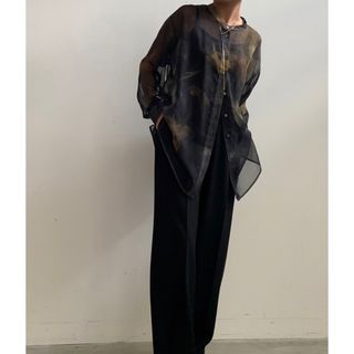 Ameri VINTAGE - 【AMERI】2WAY FROSTED GLASS FLOWER BLOUSEの通販 by