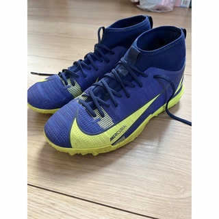 【新品未使用】NIKE Mercurial フットサル、室内トレシュー 24cm