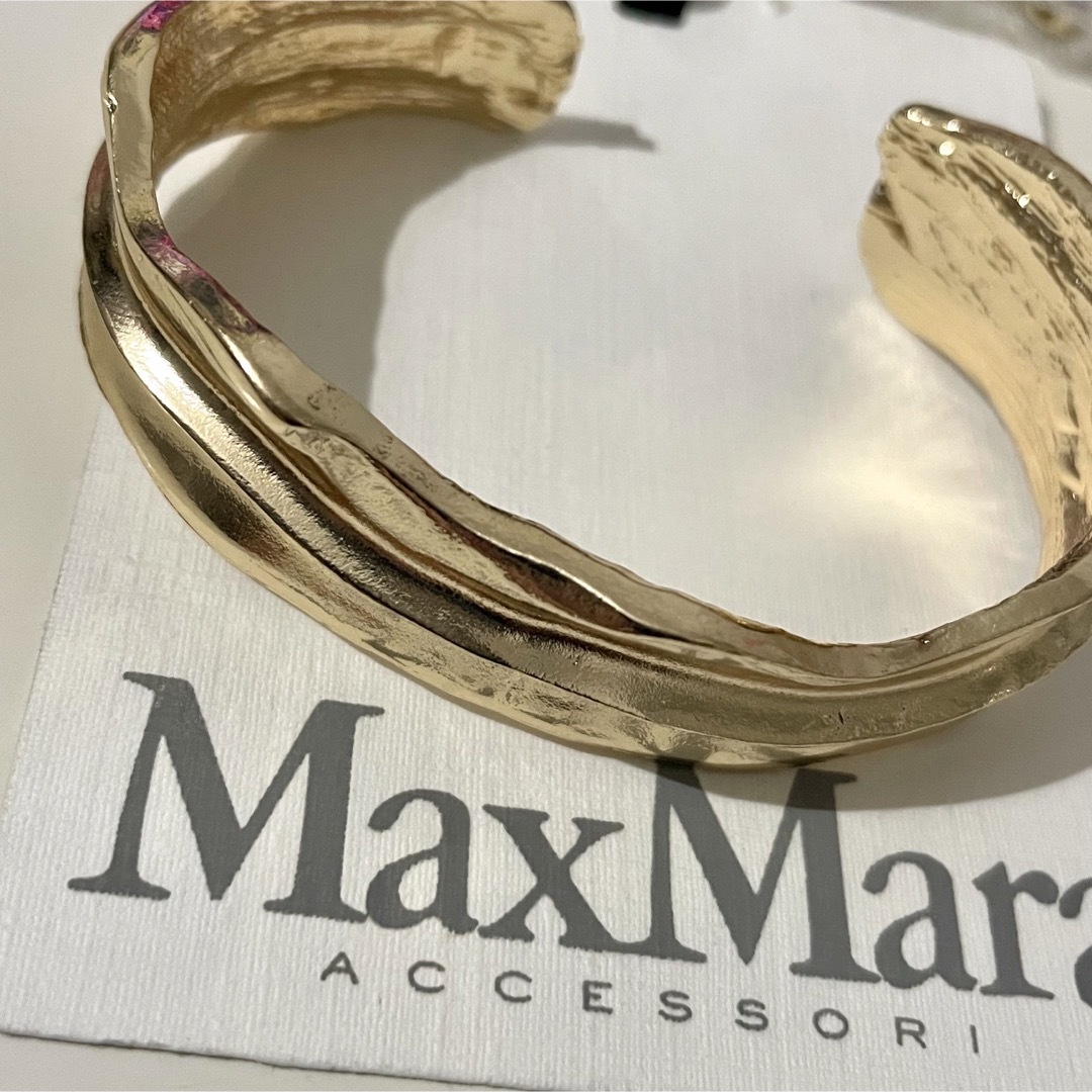 Max Mara 新品未使用　シンプルバングル　ブレスレット　ゴールド付属品なし