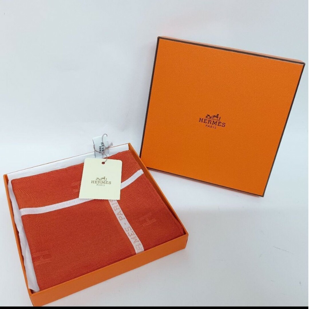 E92510)未使用 HERMES スカーフ エルメス ハンカチ オレンジ 美品