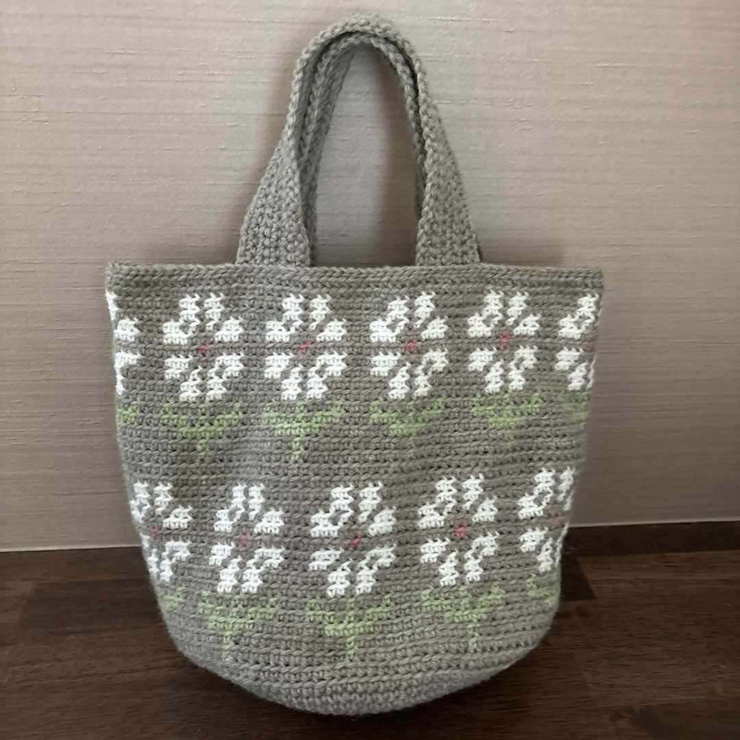 ハンドメイド　かぎ編み　お花のハンドバッグ　⑩ ハンドメイドのファッション小物(バッグ)の商品写真