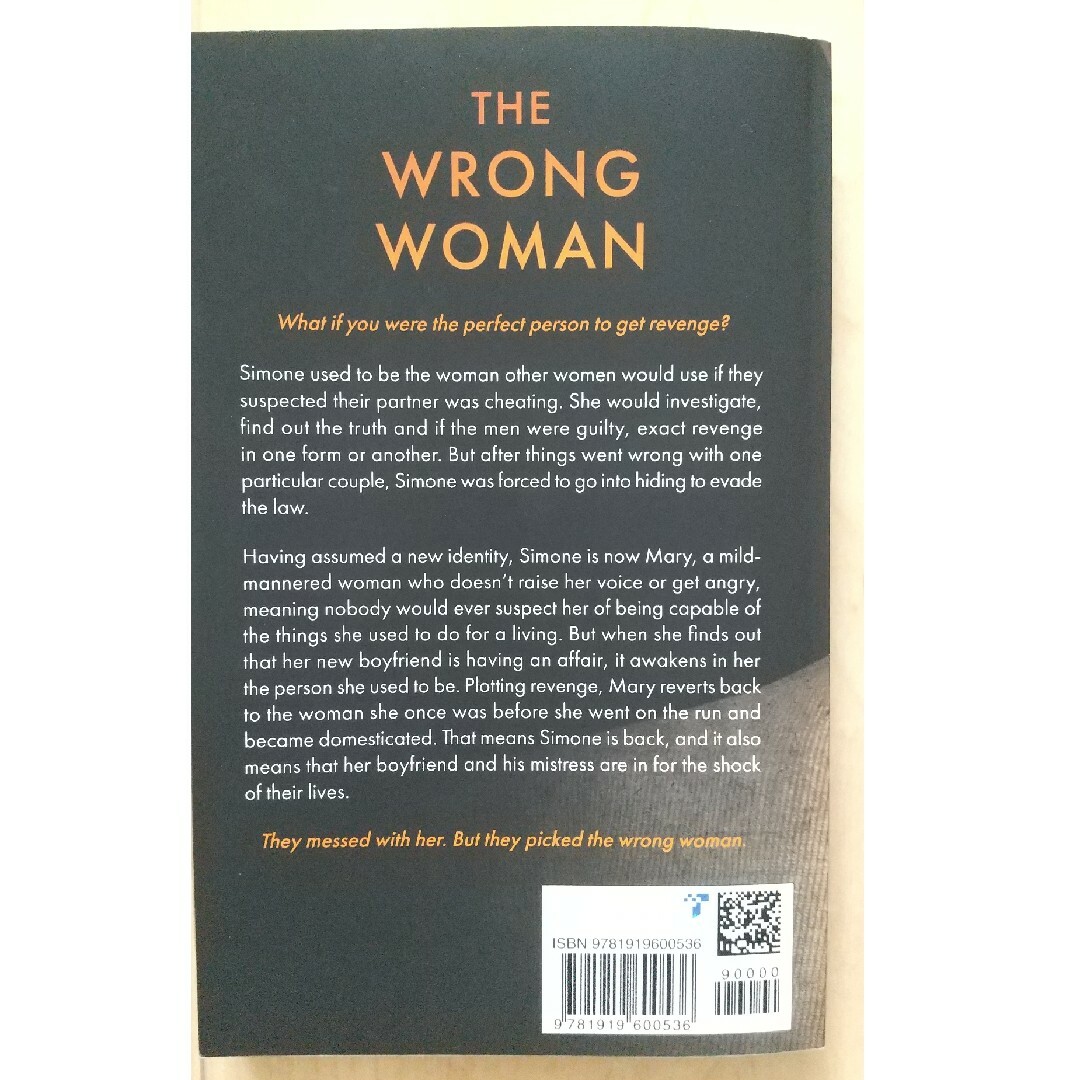 THE WRONG WOMAN Daniel Hurst エンタメ/ホビーの本(洋書)の商品写真