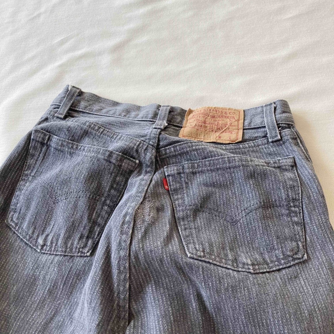 Levi's(リーバイス)のUSA製 ビンテージ リーバイス フェード ストライプ ブラック デニム パンツ レディースのパンツ(デニム/ジーンズ)の商品写真