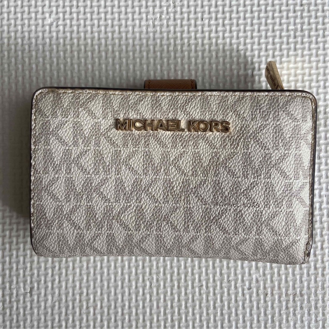 Michael Kors(マイケルコース)のMICHAEL KORS   二つ折り財布 レディースのファッション小物(財布)の商品写真