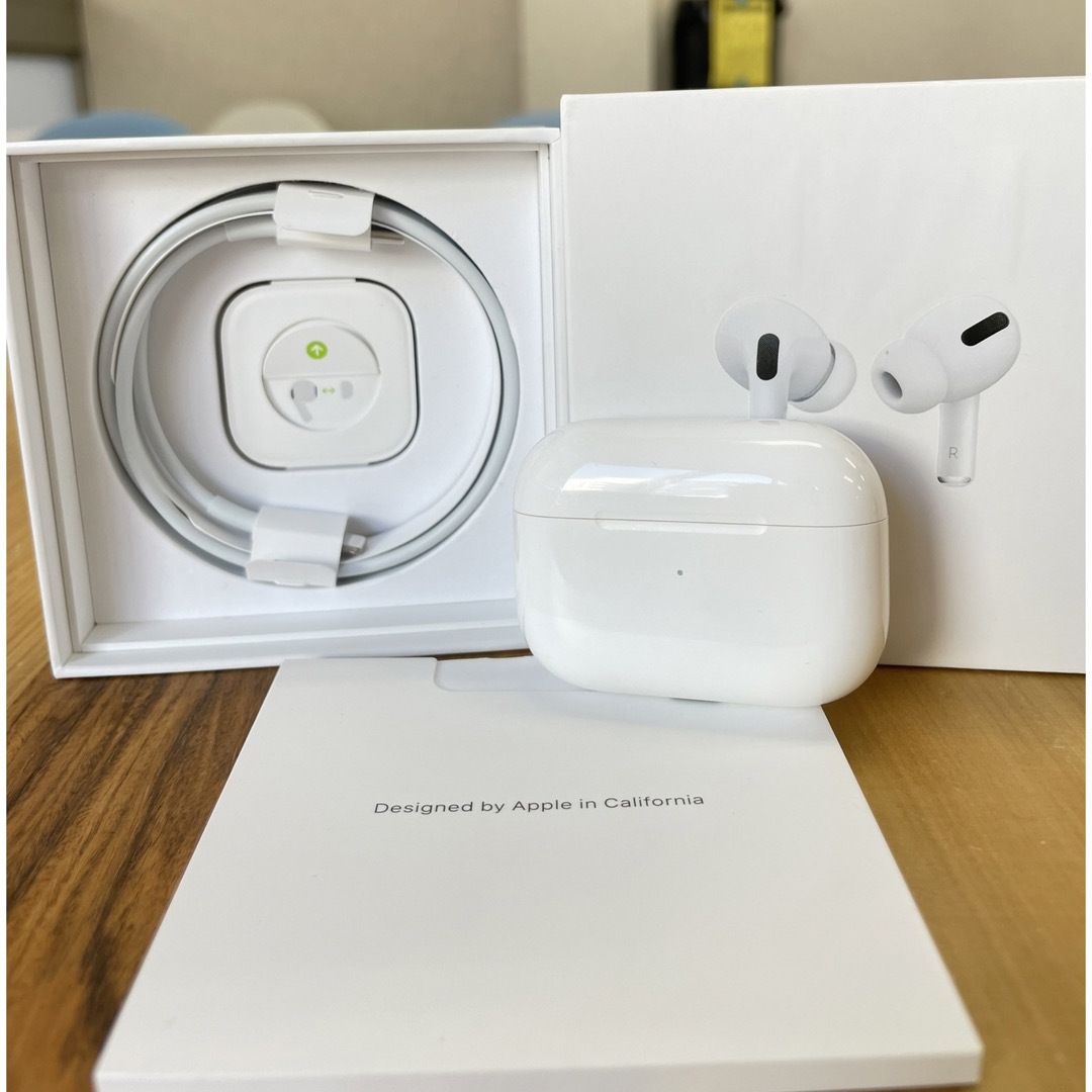 今週新着商品 Apple AirPods Pro MWP22J/A WHITE -ヘッドフォン/イヤフォン
