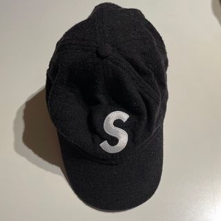 シュプリーム(Supreme)のsupreme ロゴ キャップ(キャップ)