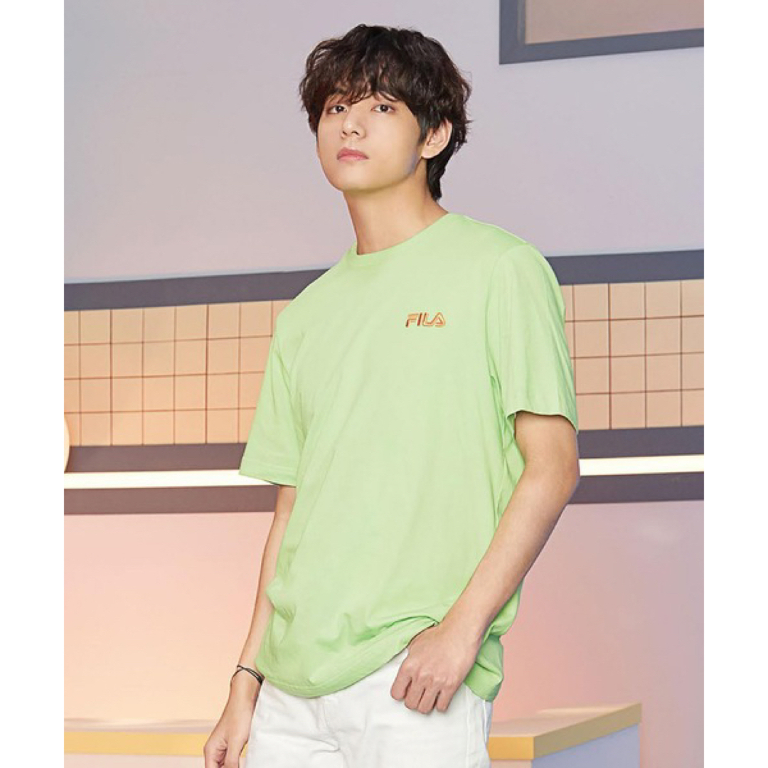 防弾少年団(BTS)(ボウダンショウネンダン)のFILA Tシャツ テテ テヒョン TATA BTS BT21 tinytan エンタメ/ホビーのタレントグッズ(アイドルグッズ)の商品写真