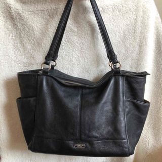 コーチ(COACH)のCOACH  トートバッグ 牛革 ブラック  A4(トートバッグ)