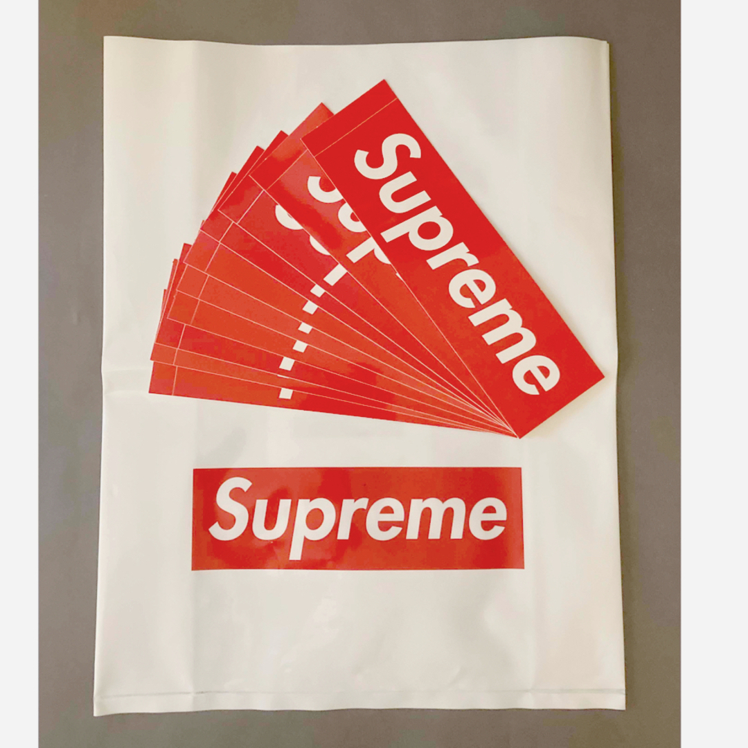 Supreme(シュプリーム)のSupreme ステッカー10枚＋ビニールショッパー エンタメ/ホビーのコレクション(ノベルティグッズ)の商品写真