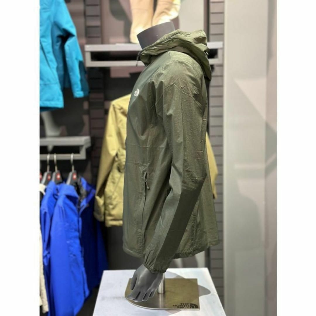 THE NORTH FACE(ザノースフェイス)の【韓国限定】THE NORTH FACE カーキ　ウインドブレーカー　L レディースのジャケット/アウター(ナイロンジャケット)の商品写真