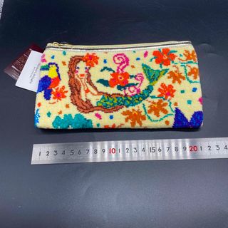 ツモリチサト(TSUMORI CHISATO)のタグ付き　 ツモリチサト　フラワーマーメイド　シェニール織　フラットポーチ　②(ポーチ)