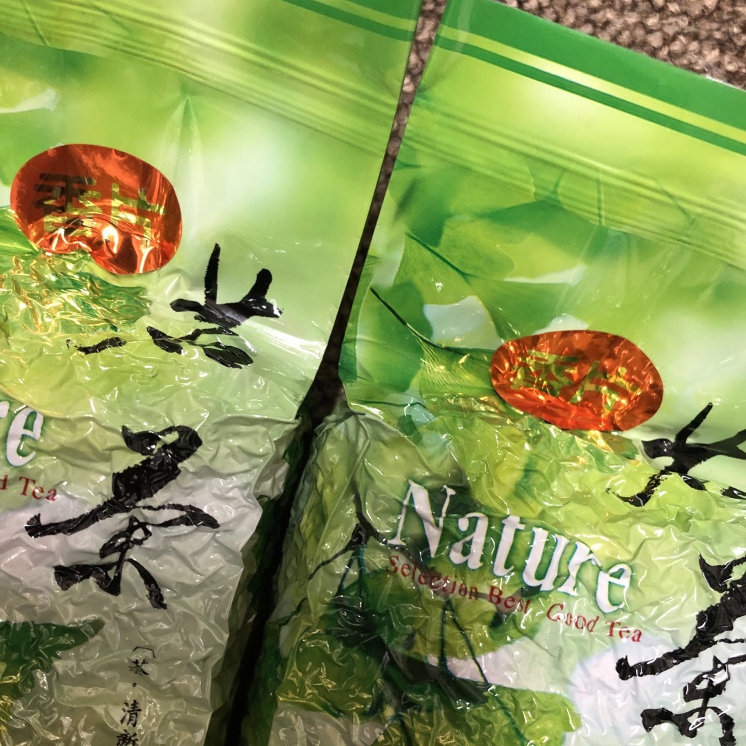 林華泰茶行で購入！大容量合計600g  台湾茶　ジャスミン茶 食品/飲料/酒の飲料(茶)の商品写真