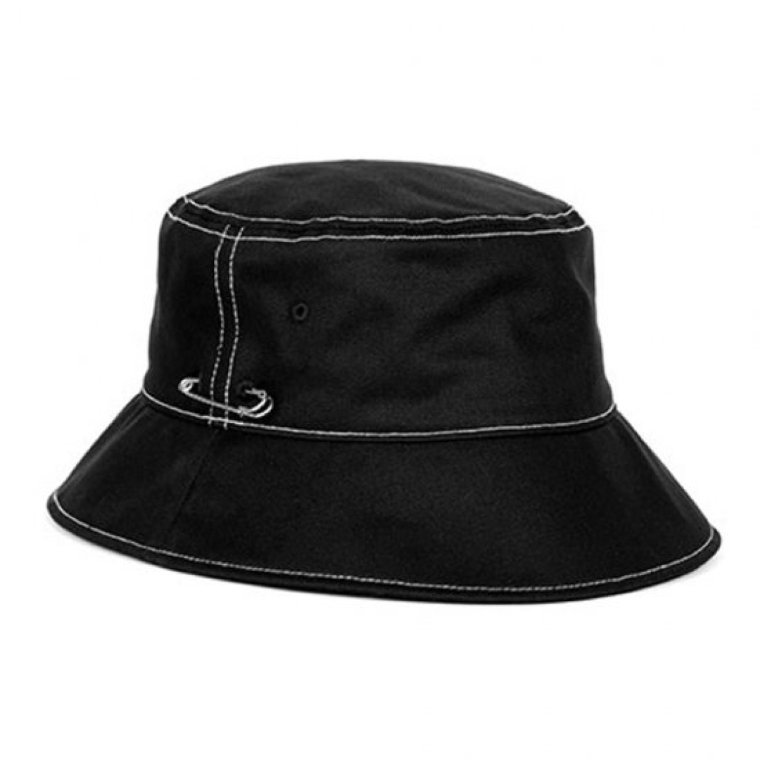 STUSSY(ステューシー)のMACK BARRY マクバリー バケットハット WラインハットB 黒バケハ メンズの帽子(ハット)の商品写真